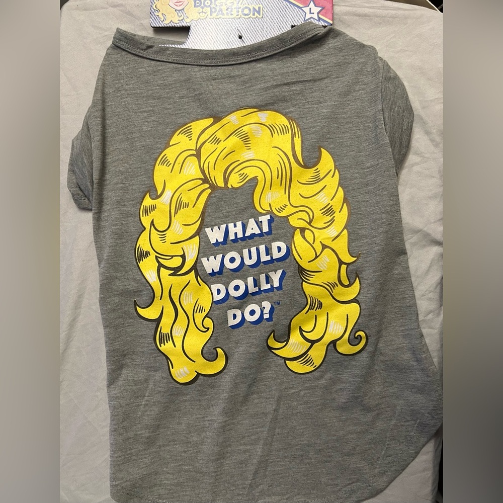 NWT Dolly Parton What Would Dolly Do? Dog T-Shirt Costume Size L